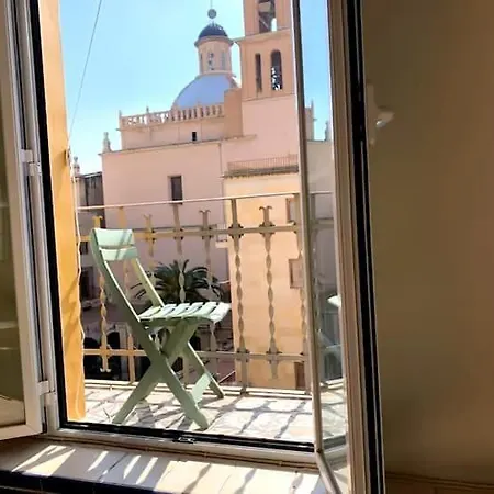 Lejlighed Sunny Flat In Main Square At Old Town Alicante